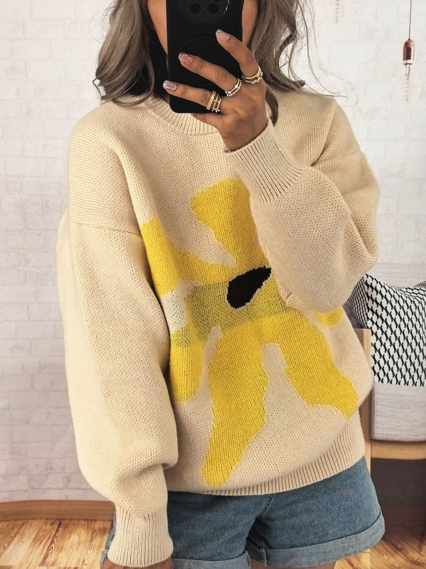 Casual Loose Knitted Round Neck Large Flower Jacquard Contrast Color Sweater